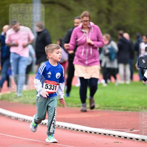 13.04.2025 - Hammer Lauf Dr. Thomas Lammeyer http://msf.ph/oto/7627763 13.04.2025 09:10:32 Laufen 15, 5331 meine-sportfotos.de