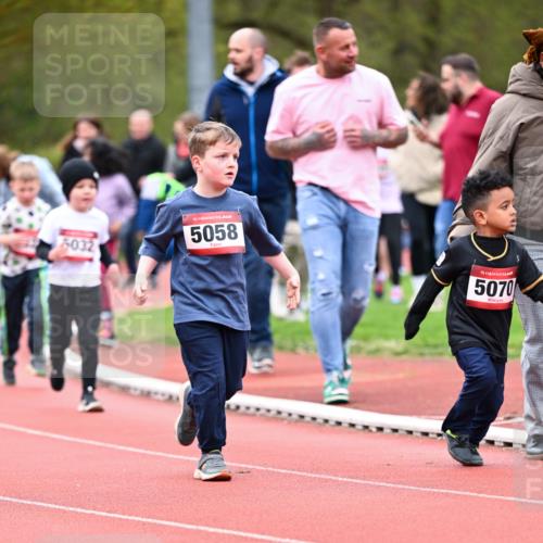 13.04.2025 - Hammer Lauf Dr. Thomas Lammeyer http://msf.ph/oto/7627789 13.04.2025 09:10:36 Laufen 5032, 15, 5058, 15, 5070 meine-sportfotos.de