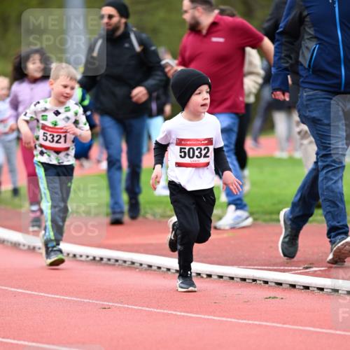 13.04.2025 - Hammer Lauf Dr. Thomas Lammeyer http://msf.ph/oto/7627798 13.04.2025 09:10:38 Laufen 5321, 15, 5032 meine-sportfotos.de