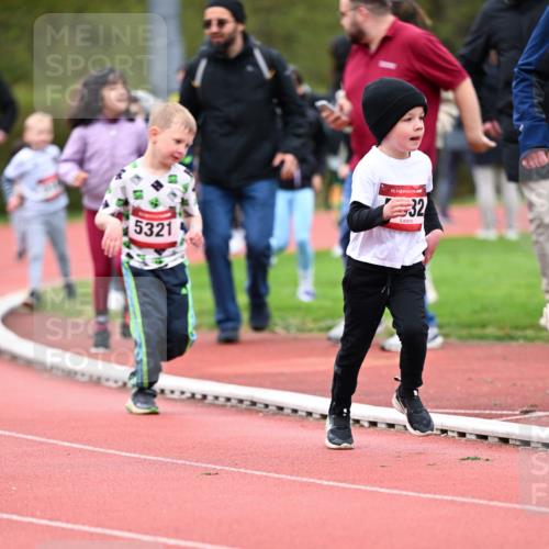 13.04.2025 - Hammer Lauf Dr. Thomas Lammeyer http://msf.ph/oto/7627799 13.04.2025 09:10:38 Laufen 5321, 15, 32 meine-sportfotos.de