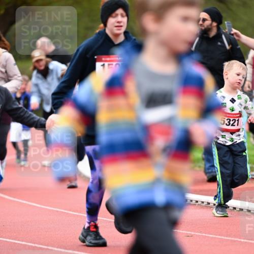 13.04.2025 - Hammer Lauf Dr. Thomas Lammeyer http://msf.ph/oto/7627803 13.04.2025 09:10:38 Laufen 150, 5321 meine-sportfotos.de