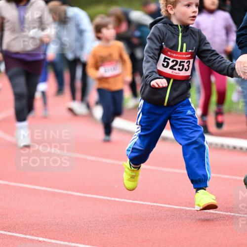 13.04.2025 - Hammer Lauf Dr. Thomas Lammeyer http://msf.ph/oto/7627805 13.04.2025 09:10:39 Laufen 2110, 15, 5253 meine-sportfotos.de