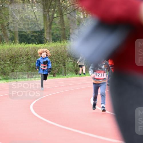 13.04.2025 - Hammer Lauf Dr. Thomas Lammeyer http://msf.ph/oto/7627862 13.04.2025 09:10:49 Laufen 5019, 5231 meine-sportfotos.de