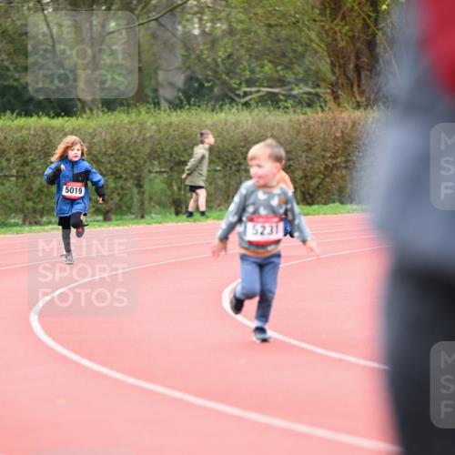 13.04.2025 - Hammer Lauf Dr. Thomas Lammeyer http://msf.ph/oto/7627863 13.04.2025 09:10:50 Laufen 5019, 5231 meine-sportfotos.de