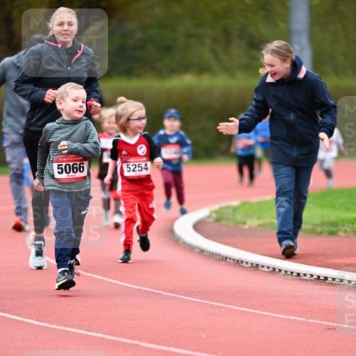 13.04.2025 - Hammer Lauf Dr. Thomas Lammeyer http://msf.ph/oto/7627898 13.04.2025 09:10:55 Laufen 15, 5066, 5254 meine-sportfotos.de