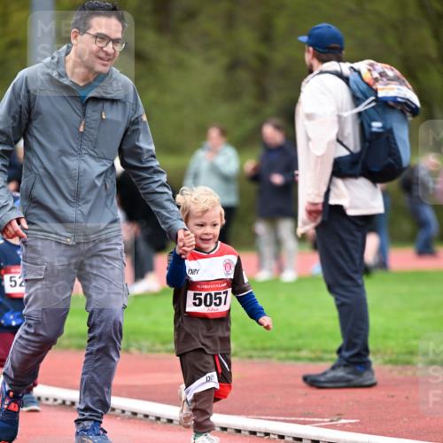 13.04.2025 - Hammer Lauf Dr. Thomas Lammeyer http://msf.ph/oto/7627927 13.04.2025 09:11:01 Laufen 52, 15, 5057 meine-sportfotos.de
