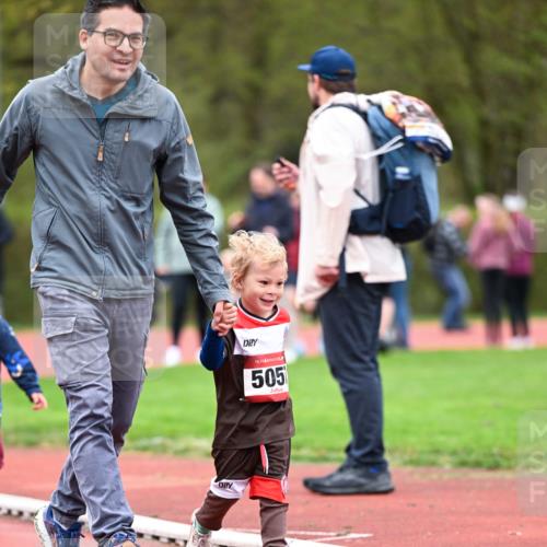 13.04.2025 - Hammer Lauf Dr. Thomas Lammeyer http://msf.ph/oto/7627929 13.04.2025 09:11:02 Laufen 15, 505 meine-sportfotos.de