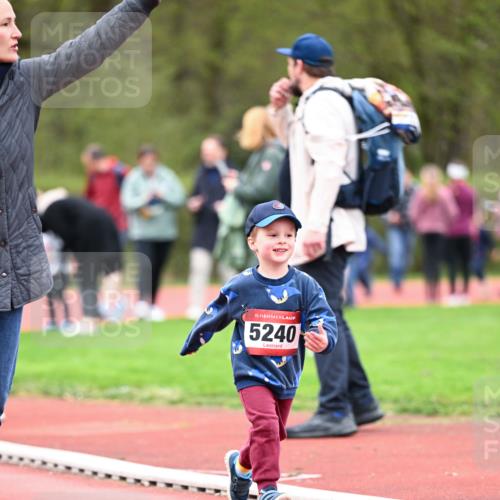 13.04.2025 - Hammer Lauf Dr. Thomas Lammeyer http://msf.ph/oto/7627939 13.04.2025 09:11:03 Laufen 15, 5240 meine-sportfotos.de