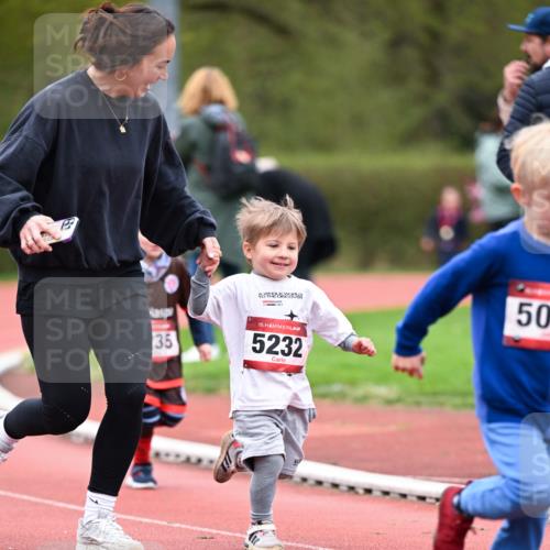 13.04.2025 - Hammer Lauf Dr. Thomas Lammeyer http://msf.ph/oto/7627951 13.04.2025 09:11:05 Laufen 50, 35, 15, 5232 meine-sportfotos.de