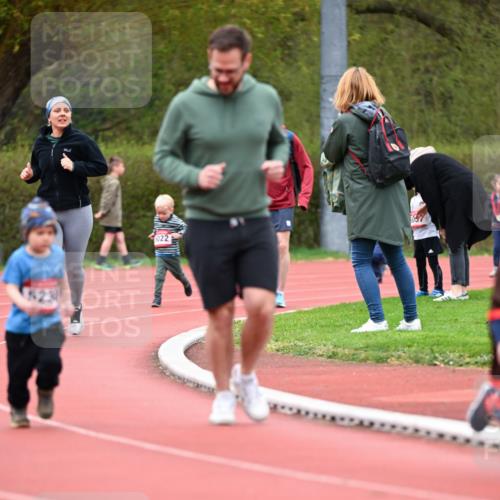 13.04.2025 - Hammer Lauf Dr. Thomas Lammeyer http://msf.ph/oto/7627956 13.04.2025 09:11:06 Laufen 022 meine-sportfotos.de