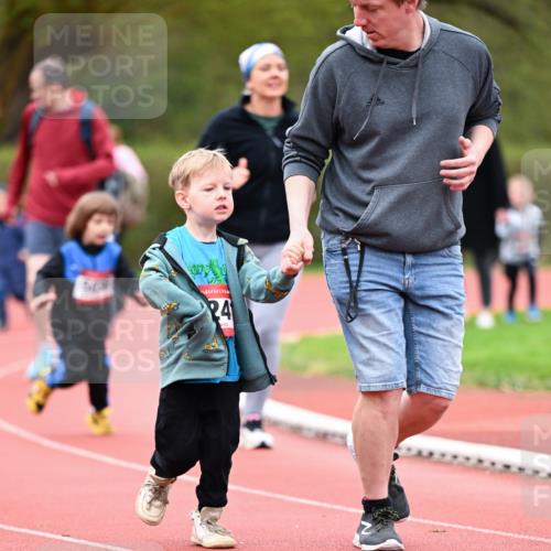 13.04.2025 - Hammer Lauf Dr. Thomas Lammeyer http://msf.ph/oto/7627983 13.04.2025 09:11:11 Laufen 24 meine-sportfotos.de