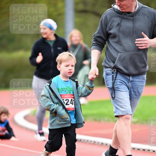 13.04.2025 - Hammer Lauf Dr. Thomas Lammeyer http://msf.ph/oto/7627987 13.04.2025 09:11:12 Laufen 15, 241 meine-sportfotos.de