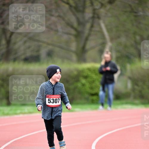 13.04.2025 - Hammer Lauf Dr. Thomas Lammeyer http://msf.ph/oto/7628033 13.04.2025 09:11:33 Laufen 15, 5307 meine-sportfotos.de