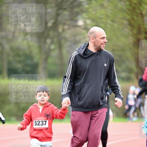 13.04.2025 - Hammer Lauf Dr. Thomas Lammeyer http://msf.ph/oto/7628056 13.04.2025 09:11:38 Laufen 15, 5237 meine-sportfotos.de