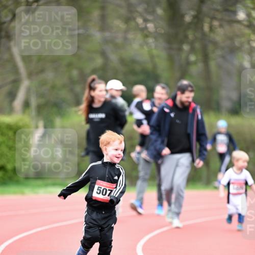 13.04.2025 - Hammer Lauf Dr. Thomas Lammeyer http://msf.ph/oto/7628070 13.04.2025 09:11:41 Laufen 15, 507 meine-sportfotos.de