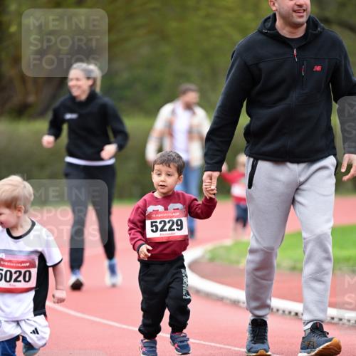 13.04.2025 - Hammer Lauf Dr. Thomas Lammeyer http://msf.ph/oto/7628105 13.04.2025 09:11:47 Laufen 5020, 15, 5229 meine-sportfotos.de
