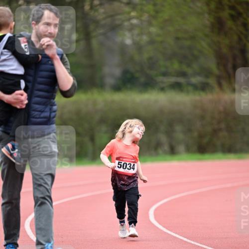 13.04.2025 - Hammer Lauf Dr. Thomas Lammeyer http://msf.ph/oto/7628114 13.04.2025 09:11:50 Laufen 15, 5034 meine-sportfotos.de