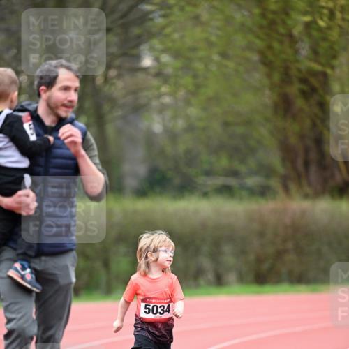 13.04.2025 - Hammer Lauf Dr. Thomas Lammeyer http://msf.ph/oto/7628116 13.04.2025 09:11:50 Laufen 15, 5034 meine-sportfotos.de