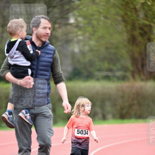 13.04.2025 - Hammer Lauf Dr. Thomas Lammeyer http://msf.ph/oto/7628119 13.04.2025 09:11:51 Laufen 15, 5034 meine-sportfotos.de