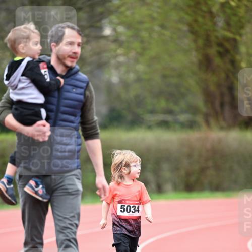 13.04.2025 - Hammer Lauf Dr. Thomas Lammeyer http://msf.ph/oto/7628120 13.04.2025 09:11:51 Laufen 15, 5034 meine-sportfotos.de