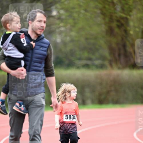 13.04.2025 - Hammer Lauf Dr. Thomas Lammeyer http://msf.ph/oto/7628121 13.04.2025 09:11:51 Laufen 15, 5034 meine-sportfotos.de