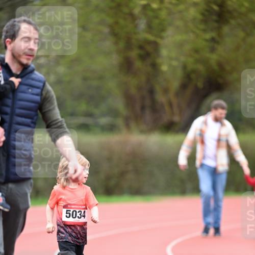 13.04.2025 - Hammer Lauf Dr. Thomas Lammeyer http://msf.ph/oto/7628124 13.04.2025 09:11:51 Laufen 15, 5034 meine-sportfotos.de