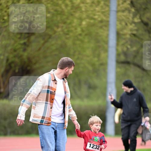 13.04.2025 - Hammer Lauf Dr. Thomas Lammeyer http://msf.ph/oto/7628144 13.04.2025 09:11:58 Laufen 15, 1232 meine-sportfotos.de