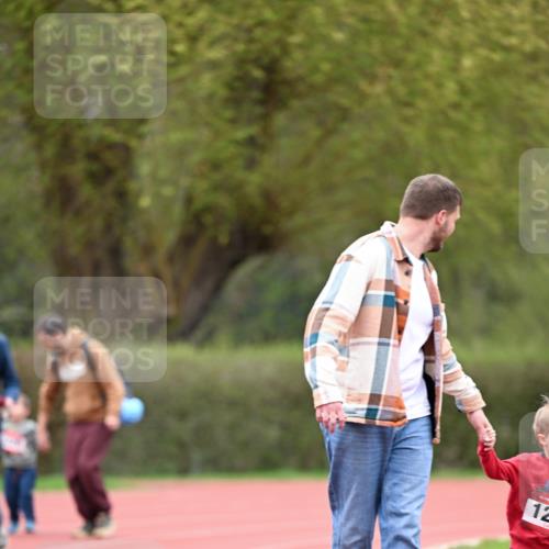 13.04.2025 - Hammer Lauf Dr. Thomas Lammeyer http://msf.ph/oto/7628146 13.04.2025 09:11:58 Laufen 12 meine-sportfotos.de