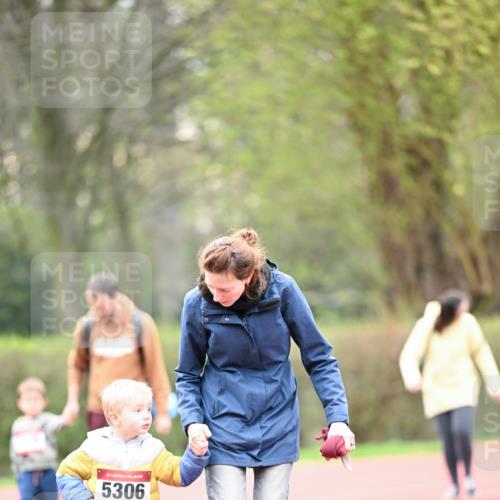 13.04.2025 - Hammer Lauf Dr. Thomas Lammeyer http://msf.ph/oto/7628154 13.04.2025 09:12:07 Laufen 15, 5306 meine-sportfotos.de