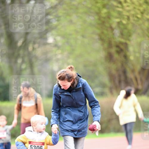 13.04.2025 - Hammer Lauf Dr. Thomas Lammeyer http://msf.ph/oto/7628155 13.04.2025 09:12:07 Laufen 15, 5306 meine-sportfotos.de