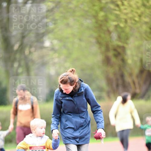 13.04.2025 - Hammer Lauf Dr. Thomas Lammeyer http://msf.ph/oto/7628156 13.04.2025 09:12:07 Laufen 15, 5306 meine-sportfotos.de