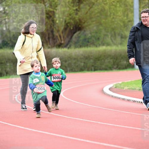 13.04.2025 - Hammer Lauf Dr. Thomas Lammeyer http://msf.ph/oto/7628182 13.04.2025 09:12:17 Laufen 19, 5005, 5004 meine-sportfotos.de