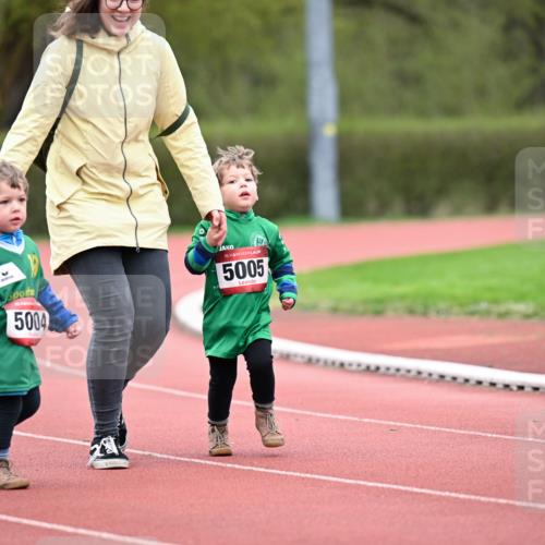 13.04.2025 - Hammer Lauf Dr. Thomas Lammeyer http://msf.ph/oto/7628196 13.04.2025 09:12:19 Laufen 5004, 15, 5005 meine-sportfotos.de