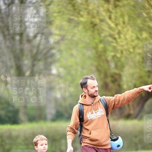 13.04.2025 - Hammer Lauf Dr. Thomas Lammeyer http://msf.ph/oto/7628206 13.04.2025 09:12:23 Laufen 15, 5326 meine-sportfotos.de