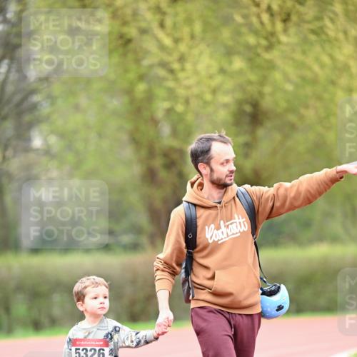 13.04.2025 - Hammer Lauf Dr. Thomas Lammeyer http://msf.ph/oto/7628214 13.04.2025 09:12:24 Laufen 15, 5326 meine-sportfotos.de