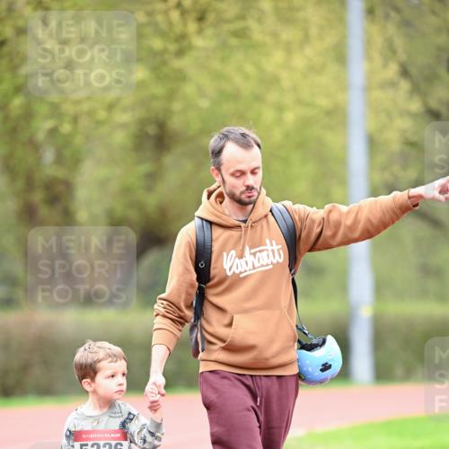 13.04.2025 - Hammer Lauf Dr. Thomas Lammeyer http://msf.ph/oto/7628219 13.04.2025 09:12:25 Laufen 15, 5326, 0 meine-sportfotos.de