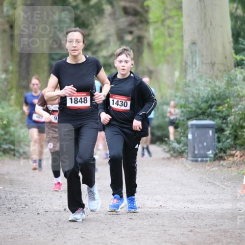 13.04.2025 - Hammer Lauf Jannik Wohlers http://msf.ph/oto/7628292 13.04.2025 12:45:43 Laufen 4167, 9, 1848, 1430 meine-sportfotos.de