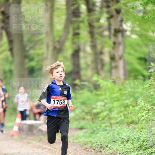 13.04.2025 - Hammer Lauf Dr. Thomas Lammeyer http://msf.ph/oto/7628540 13.04.2025 09:22:19 Laufen 15, 1758 meine-sportfotos.de