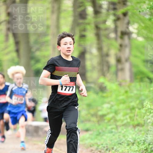 13.04.2025 - Hammer Lauf Dr. Thomas Lammeyer http://msf.ph/oto/7628586 13.04.2025 09:22:22 Laufen 1777 meine-sportfotos.de