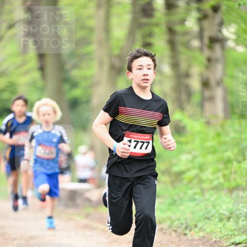 13.04.2025 - Hammer Lauf Dr. Thomas Lammeyer http://msf.ph/oto/7628589 13.04.2025 09:22:22 Laufen 15, 777 meine-sportfotos.de