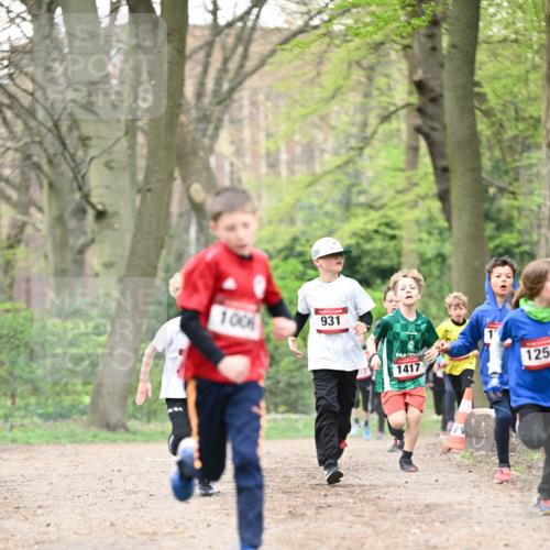 13.04.2025 - Hammer Lauf Dr. Thomas Lammeyer http://msf.ph/oto/7628689 13.04.2025 09:22:31 Laufen 931, 100, 1417, 125 meine-sportfotos.de