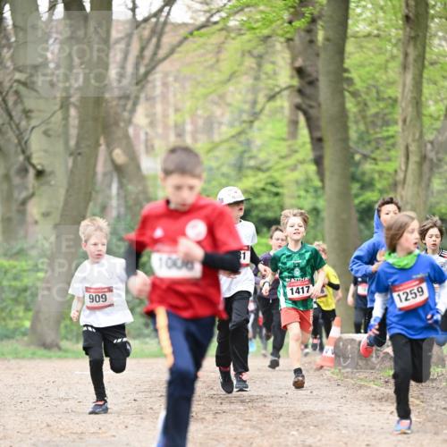 13.04.2025 - Hammer Lauf Dr. Thomas Lammeyer http://msf.ph/oto/7628695 13.04.2025 09:22:31 Laufen 909, 1008, 81, 1417, 1259 meine-sportfotos.de