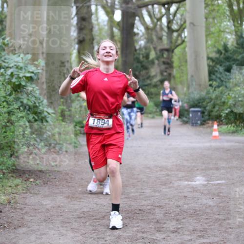 13.04.2025 - Hammer Lauf Jannik Wohlers http://msf.ph/oto/7628924 13.04.2025 12:43:28 Laufen 1894 meine-sportfotos.de
