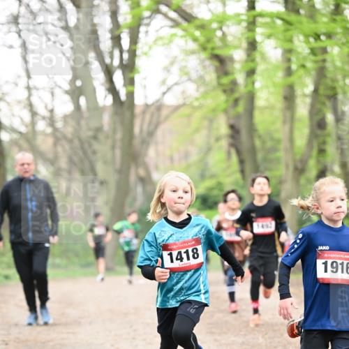 13.04.2025 - Hammer Lauf Dr. Thomas Lammeyer http://msf.ph/oto/7629001 13.04.2025 09:22:54 Laufen 15, 1418, 1492, 15, 1916 meine-sportfotos.de