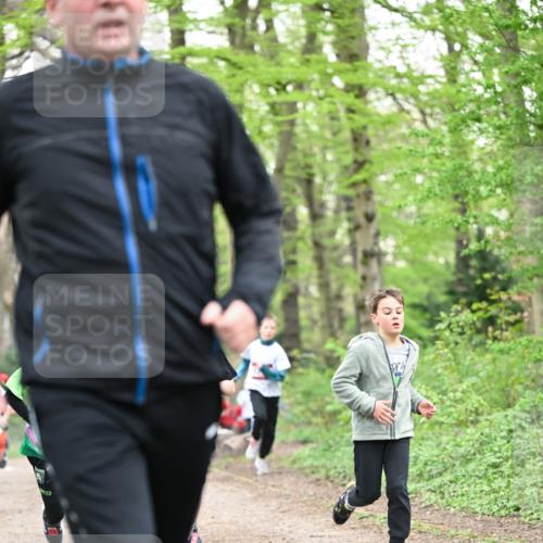 13.04.2025 - Hammer Lauf Dr. Thomas Lammeyer http://msf.ph/oto/7629066 13.04.2025 09:22:59 Laufen 20 meine-sportfotos.de