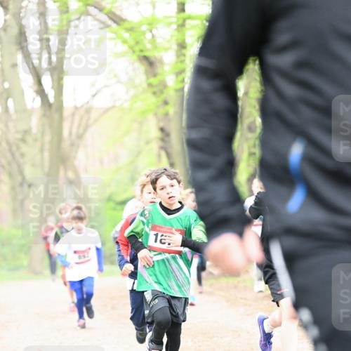 13.04.2025 - Hammer Lauf Dr. Thomas Lammeyer http://msf.ph/oto/7629073 13.04.2025 09:23:00 Laufen 892, 15, 16 meine-sportfotos.de