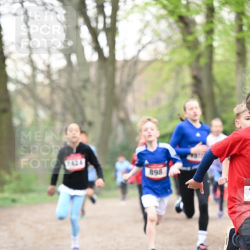13.04.2025 - Hammer Lauf Dr. Thomas Lammeyer http://msf.ph/oto/7629243 13.04.2025 09:23:11 Laufen 1424, 898 meine-sportfotos.de