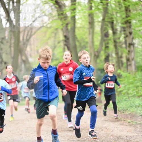 13.04.2025 - Hammer Lauf Dr. Thomas Lammeyer http://msf.ph/oto/7629325 13.04.2025 09:23:16 Laufen 2, 15, 1756 meine-sportfotos.de