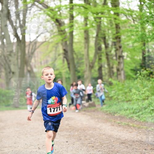 13.04.2025 - Hammer Lauf Dr. Thomas Lammeyer http://msf.ph/oto/7629475 13.04.2025 09:23:25 Laufen 3, 15, 1771 meine-sportfotos.de