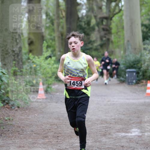 13.04.2025 - Hammer Lauf Jannik Wohlers http://msf.ph/oto/7629980 13.04.2025 12:40:58 Laufen 1459 meine-sportfotos.de